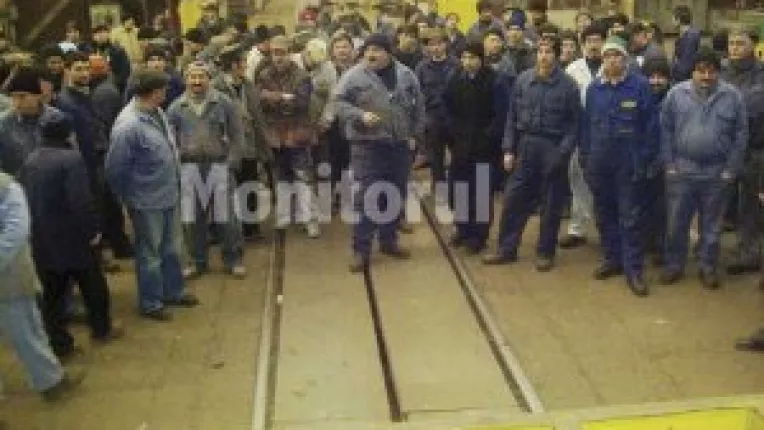 Commet Tecuci a fost “paralizata”



