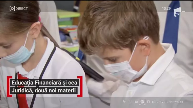 Elevii vor avea doua materii noi