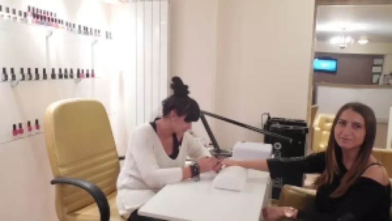 Sun Exclusiv Beauty Salon ofera servicii de calitate clientilor sai