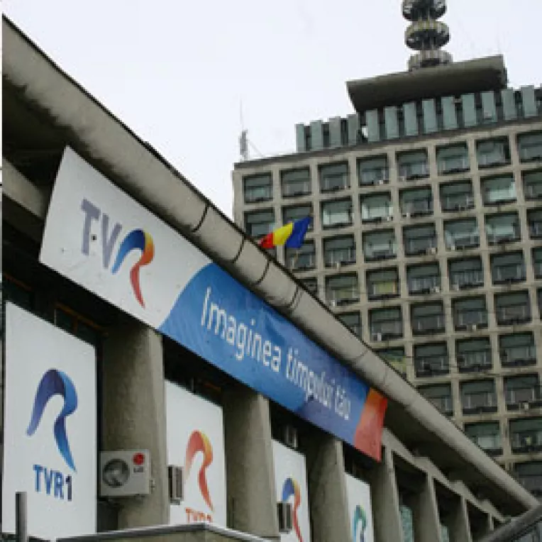 TVR face publicitate politica pentru PDL: Romanii platesc amenda 