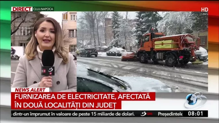 Zeci de masini, blocate din cauza zapezii in Botosani. Mai multe drumuri au fost inchise